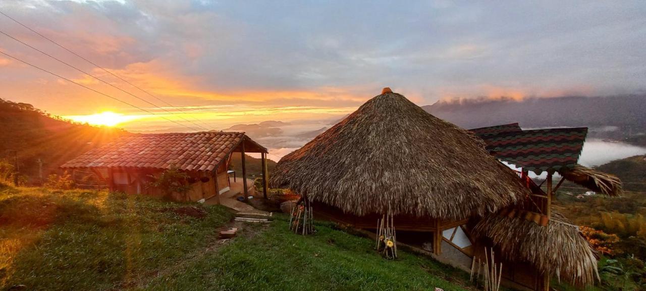 Ecohotel Soplo Del Tambo 科科尔纳 外观 照片